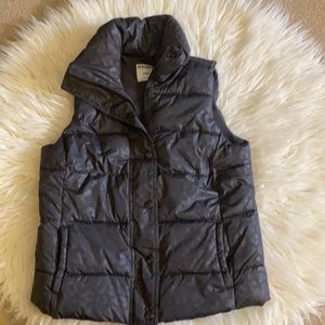 Gray animal print OLD NAVY vest